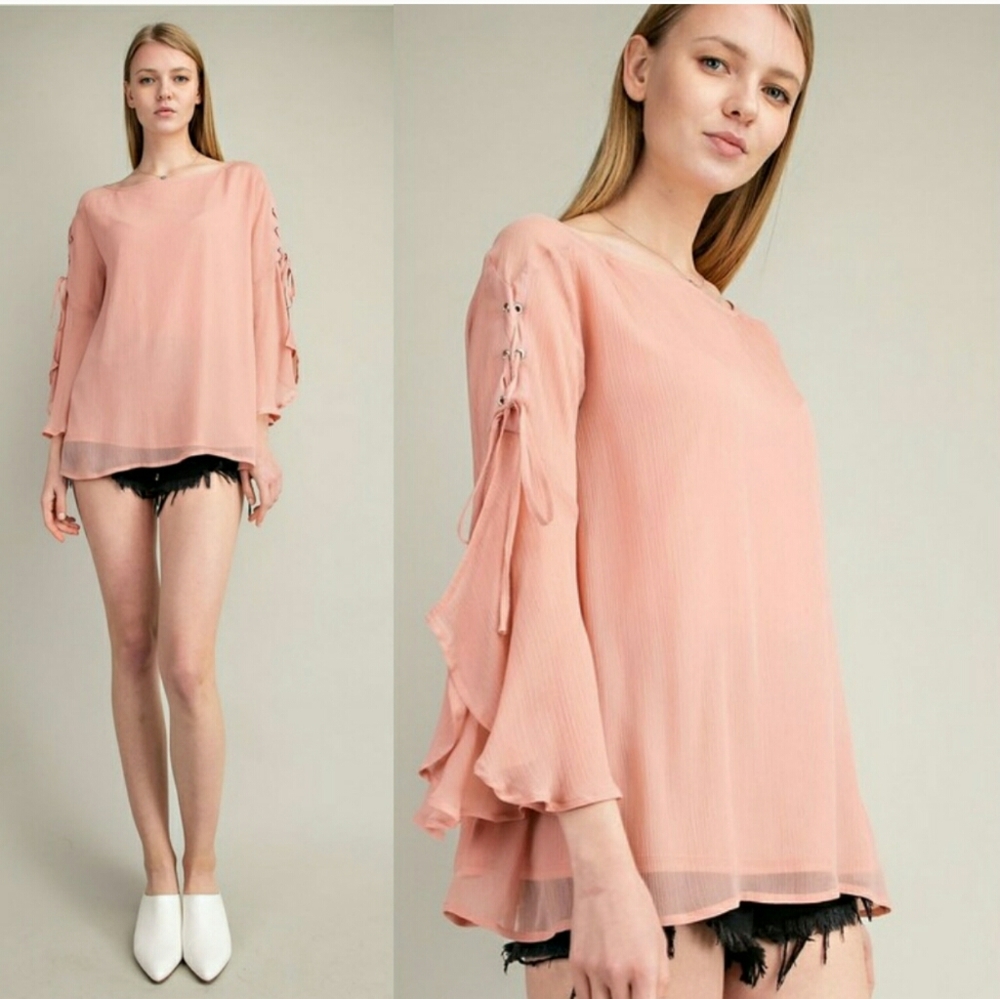 Dreamy bell sleeved blouse blush size Small